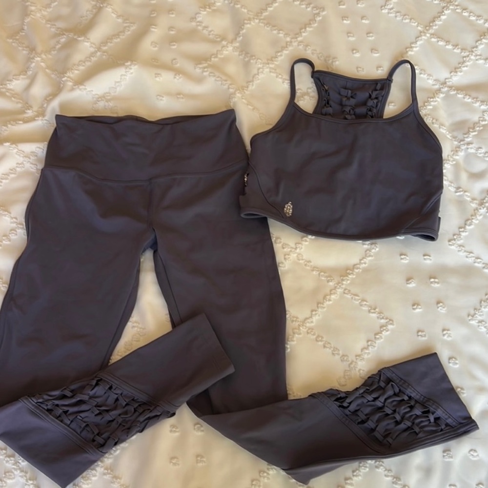 Free people movement set